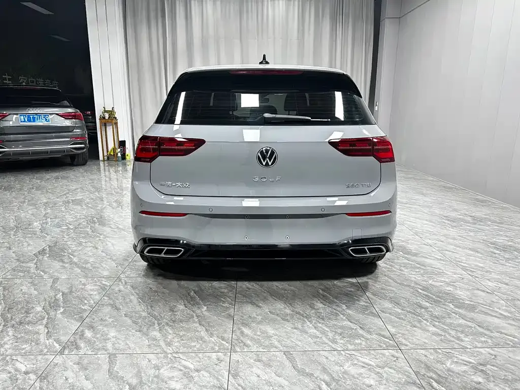 Volkswagen Golf — фото 5
