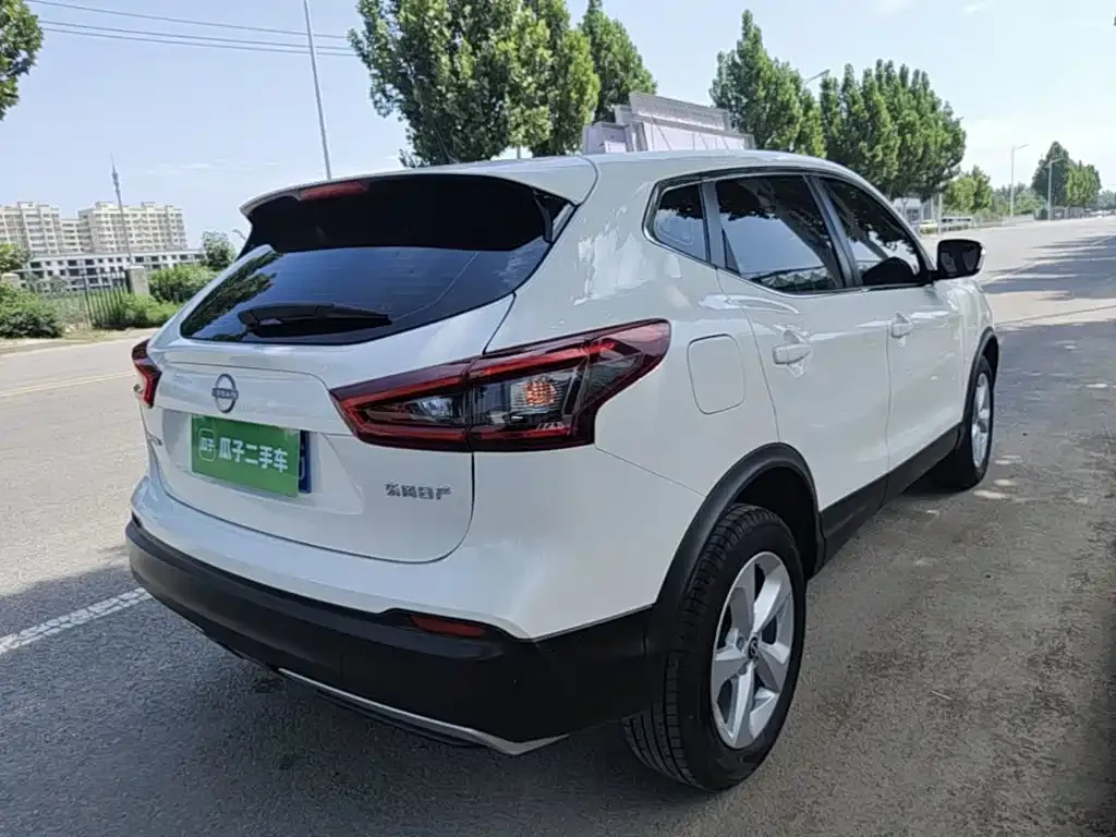 Nissan Qashqai — фото 5