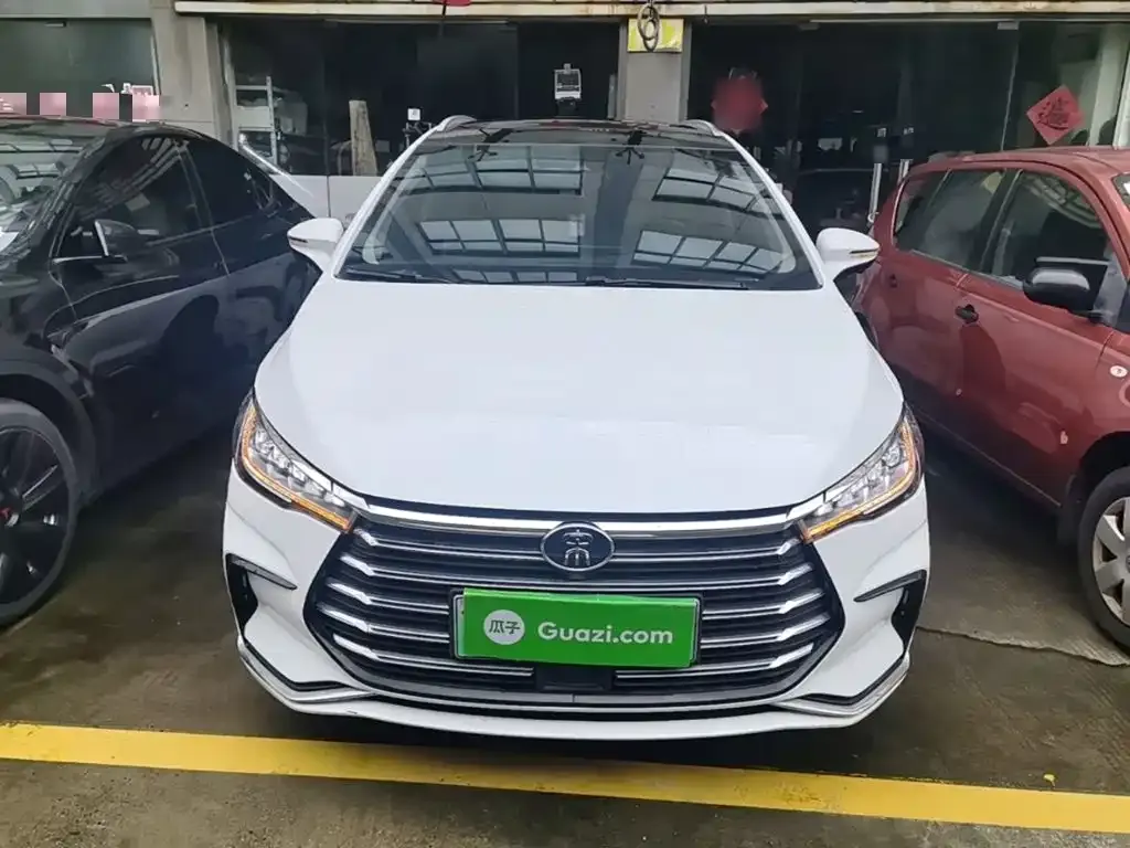 BYD MAX New Energy — фото 10