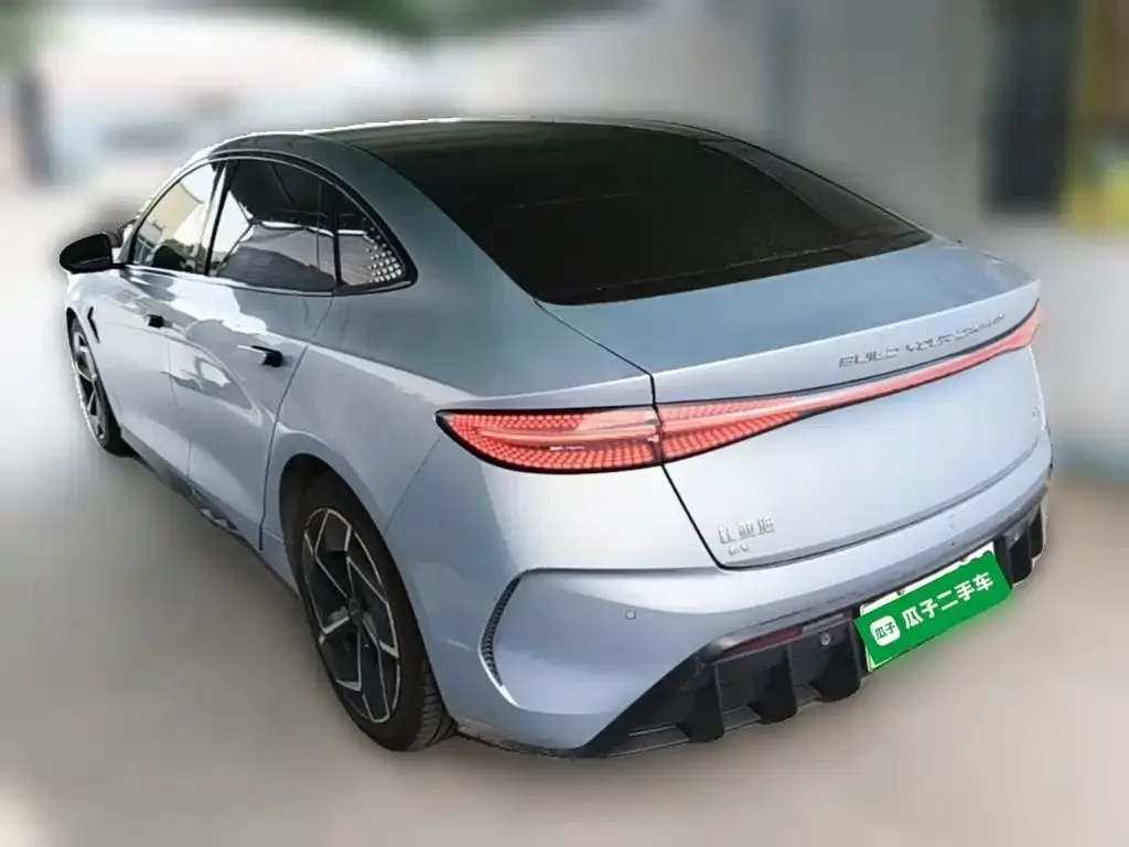 BYD Seal — фото 3