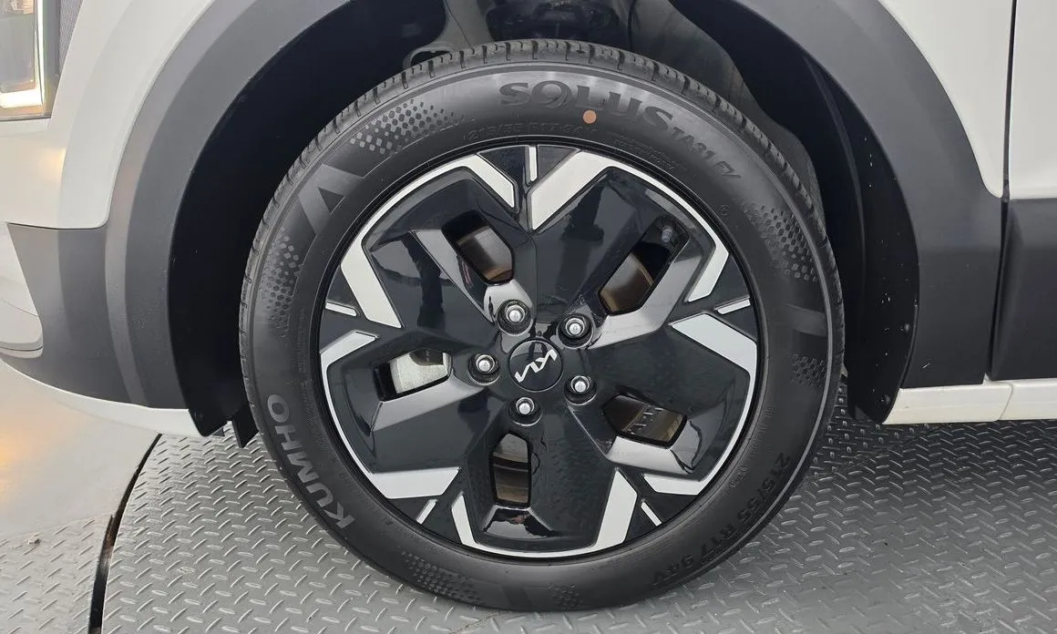 Kia Niro — фото 10