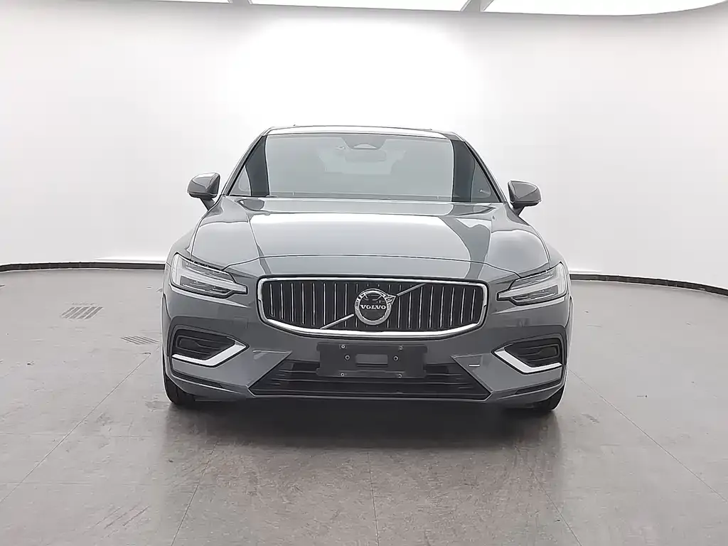 Volvo S60 — фото 4