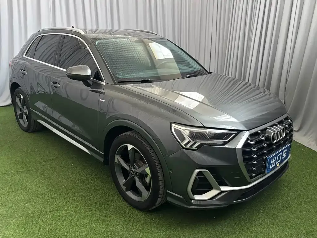 Audi Q3 — фото 5