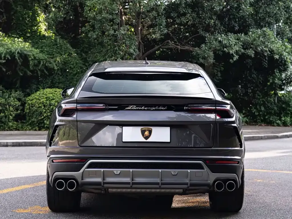 Lamborghini Urus — фото 7