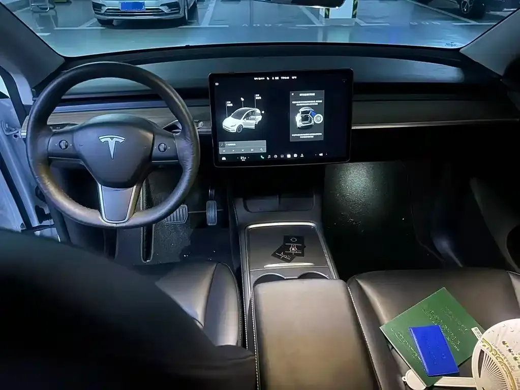 Tesla Model Y — фото 5
