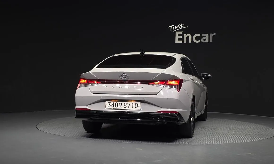 Hyundai AVANTE — фото 2