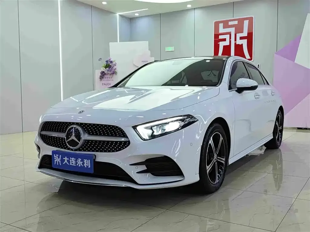 Mercedes-Benz A-Class — фото 1
