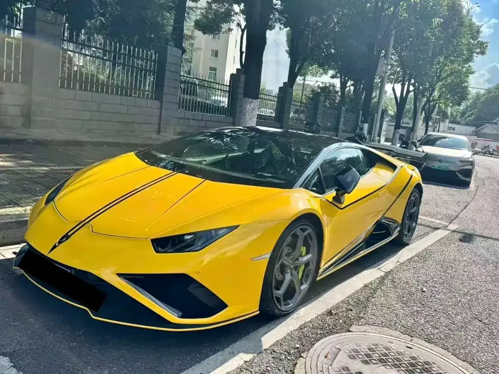 Lamborghini Huracan — фото 1