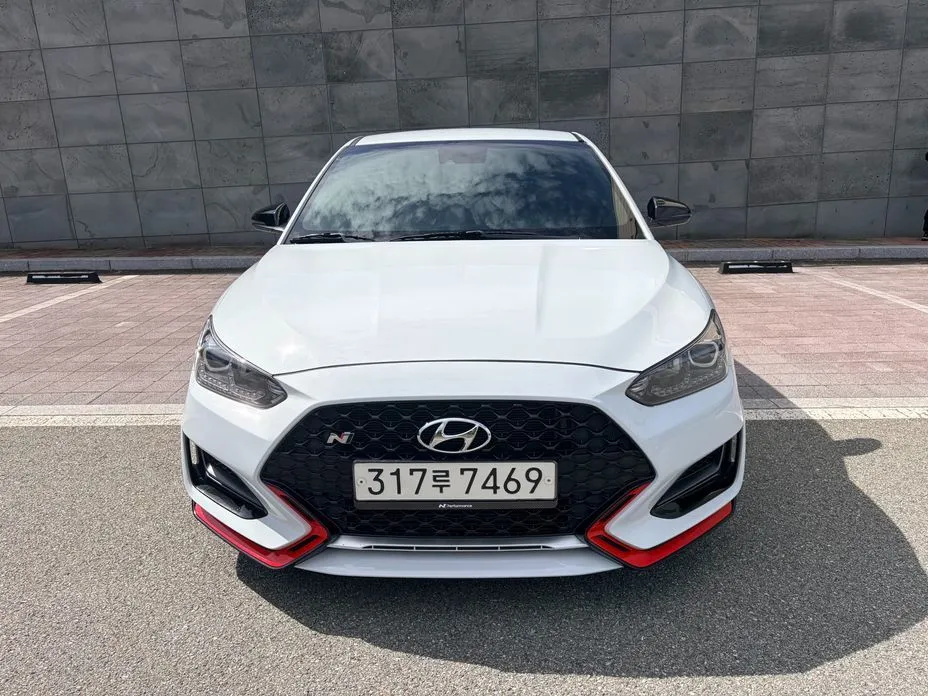 Hyundai Veloster — фото 1