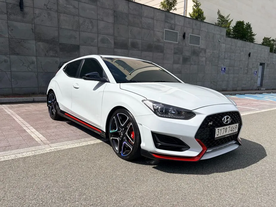 Hyundai Veloster — фото 9