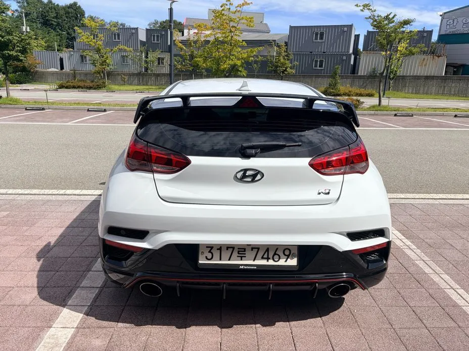 Hyundai Veloster — фото 3