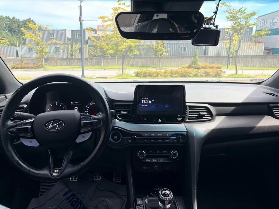 Hyundai Veloster — фото 7