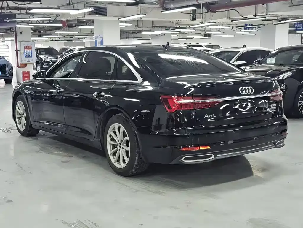 Audi A6L — фото 7
