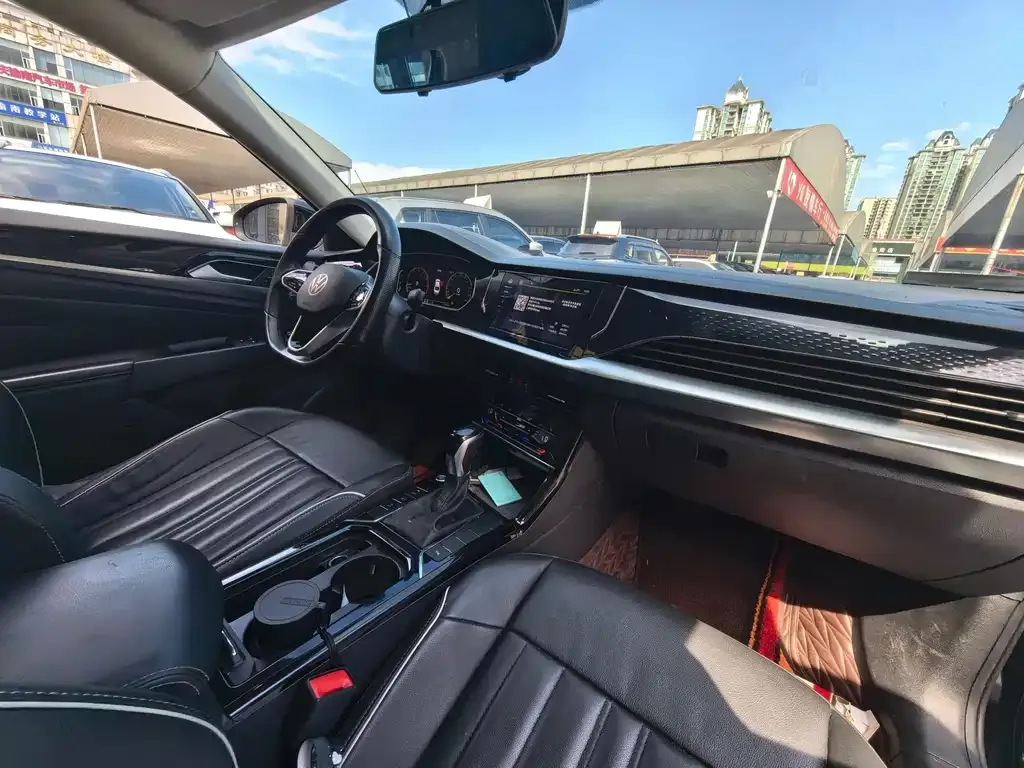 Volkswagen Passat — фото 9