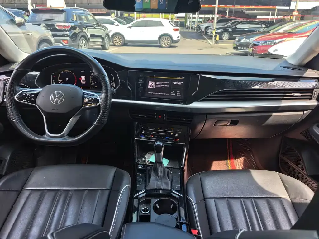Volkswagen Passat — фото 6