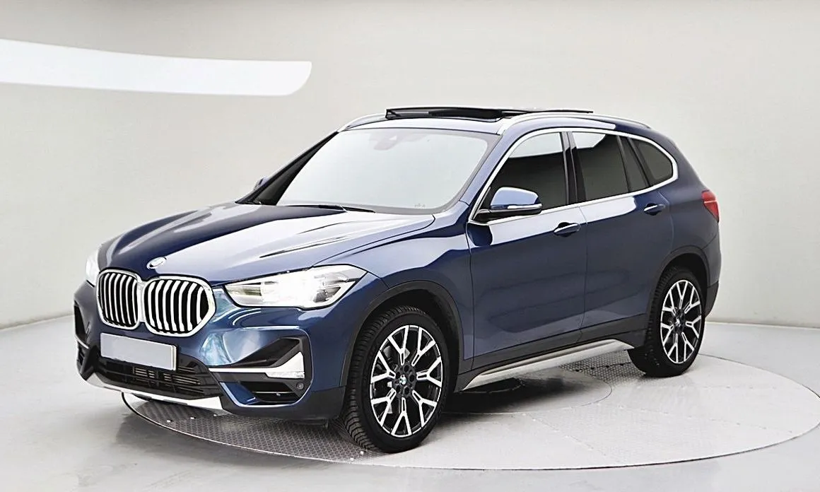 BMW X1 — фото 1