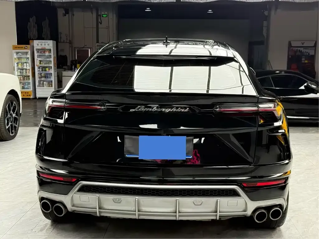 Lamborghini Urus — фото 6