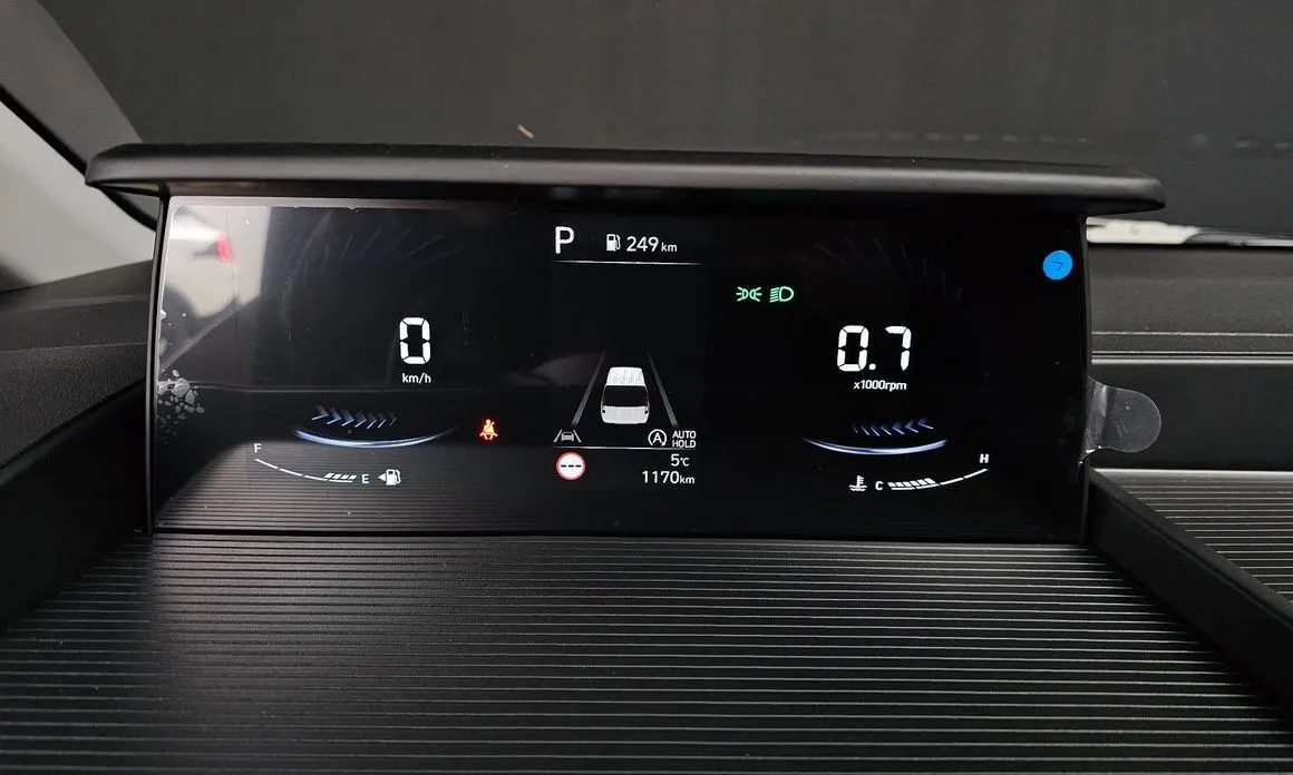 Hyundai Staria — фото 8
