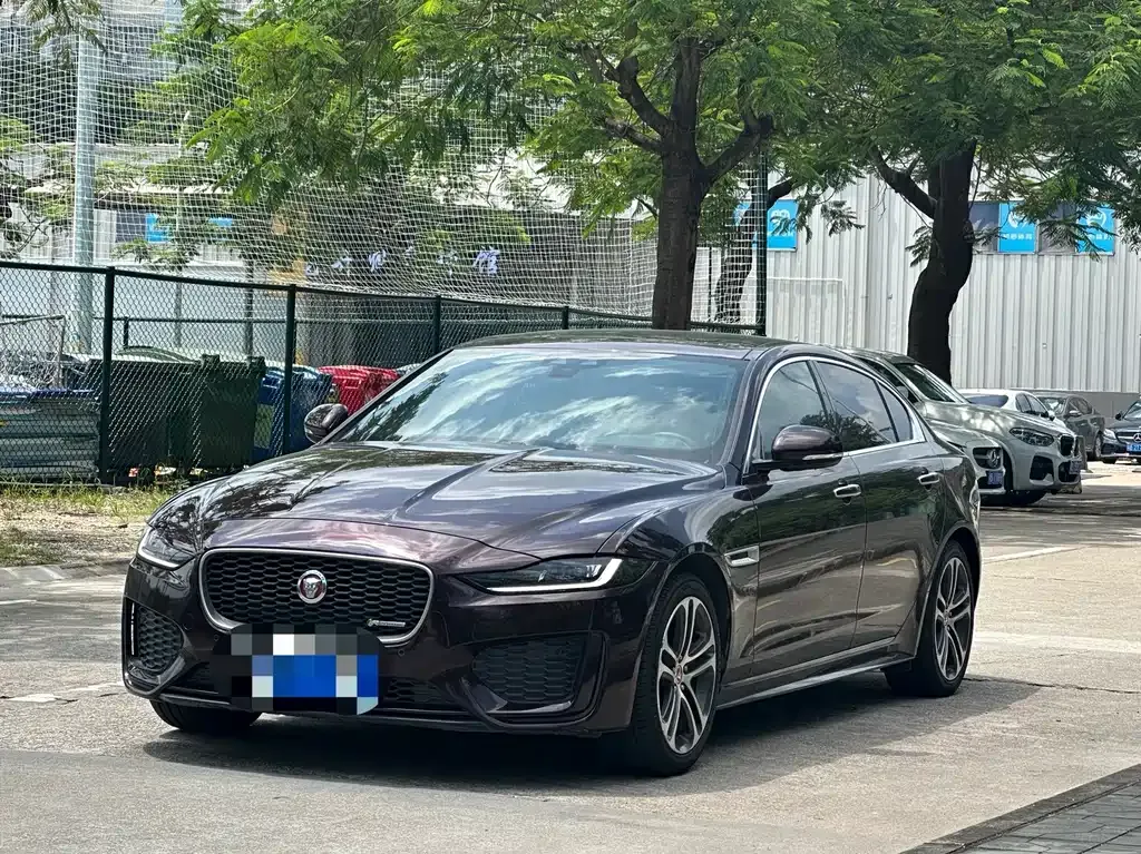 Jaguar XEL — фото 1