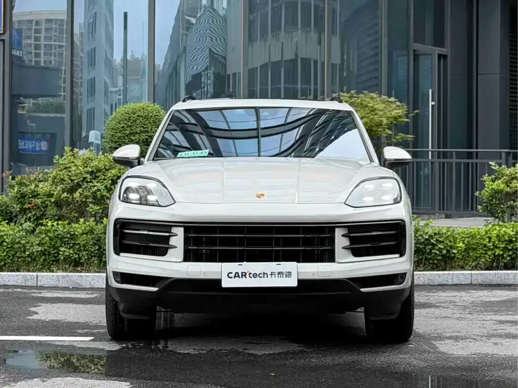 Porsche Cayenne — фото 2