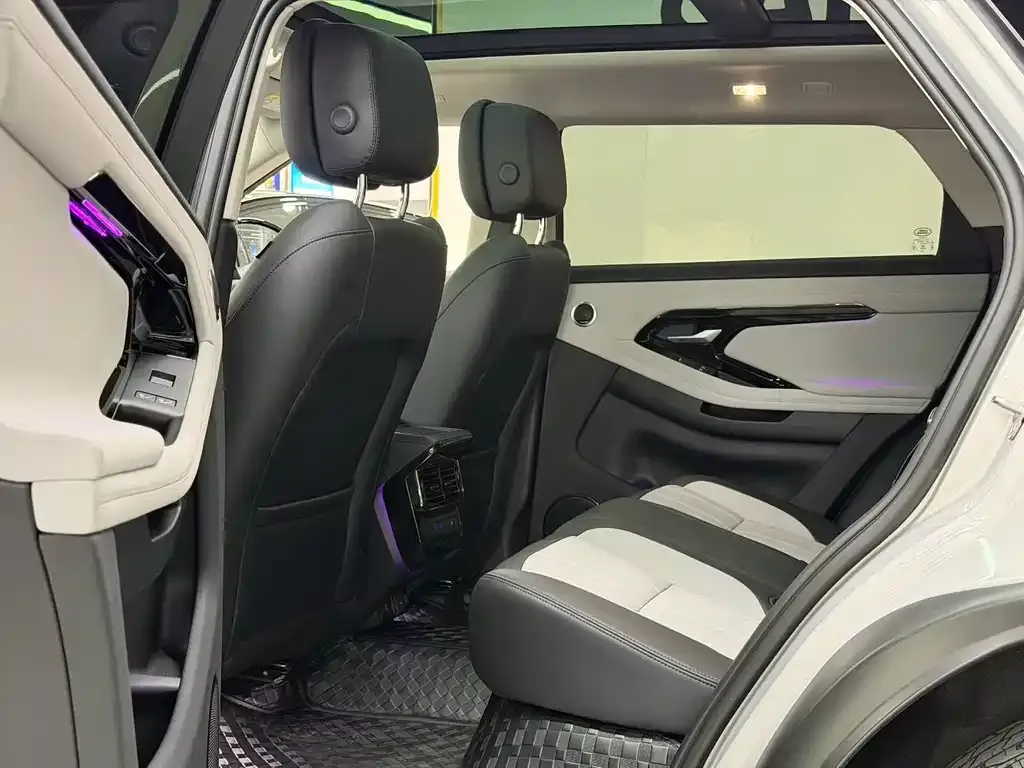 Land Rover Evoque — фото 9