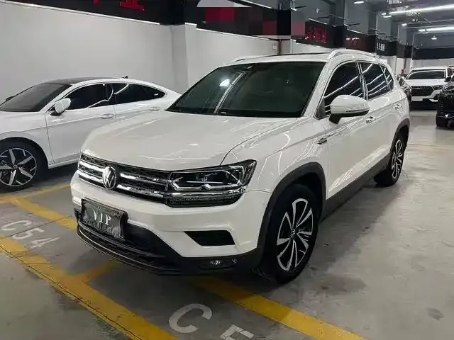 Volkswagen Tharu — фото 1