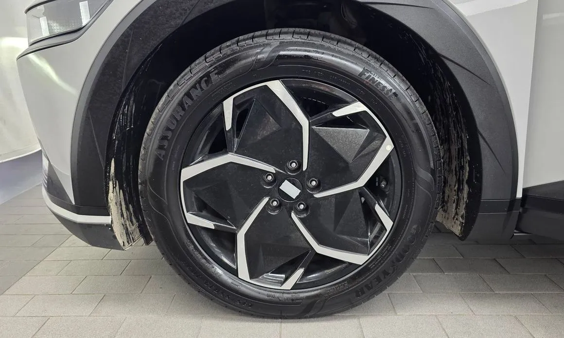 Hyundai Ioniq5 — фото 8