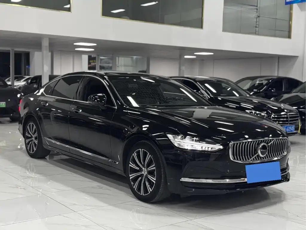 Volvo S90 — фото 10