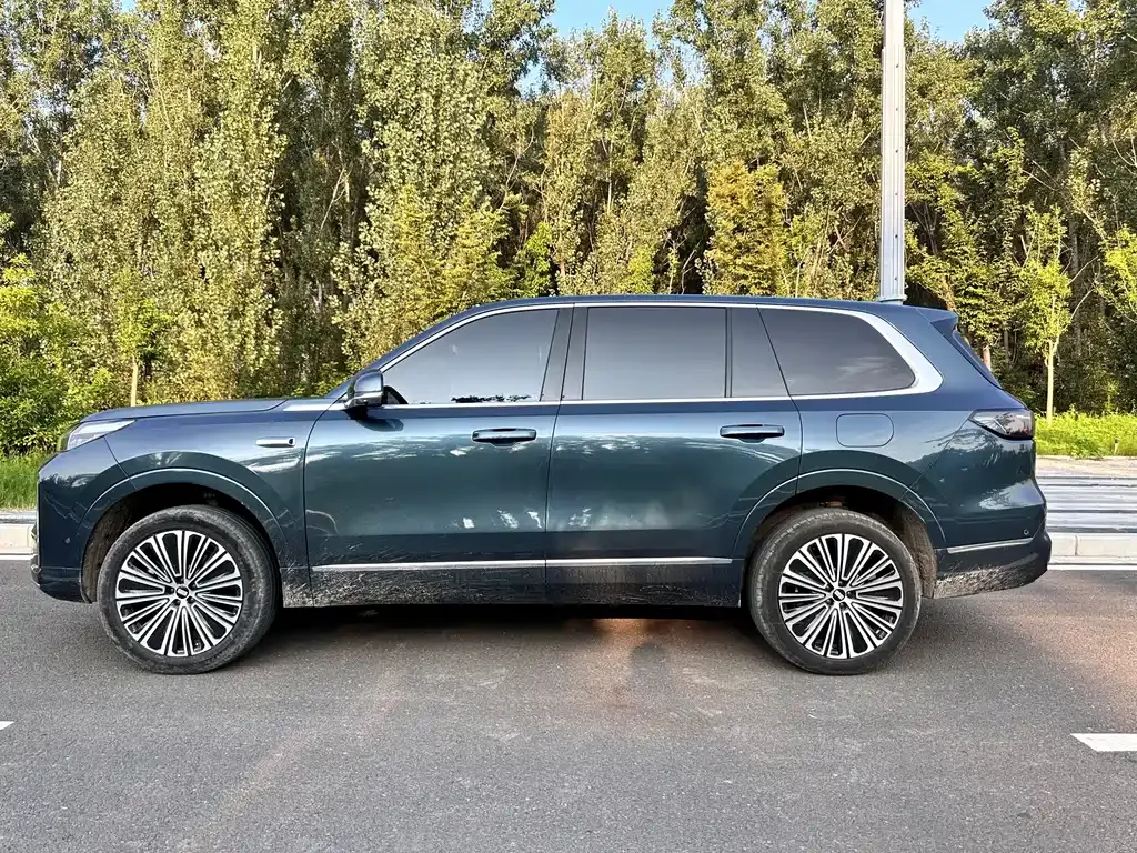 Geely Galaxy M9 — фото 8