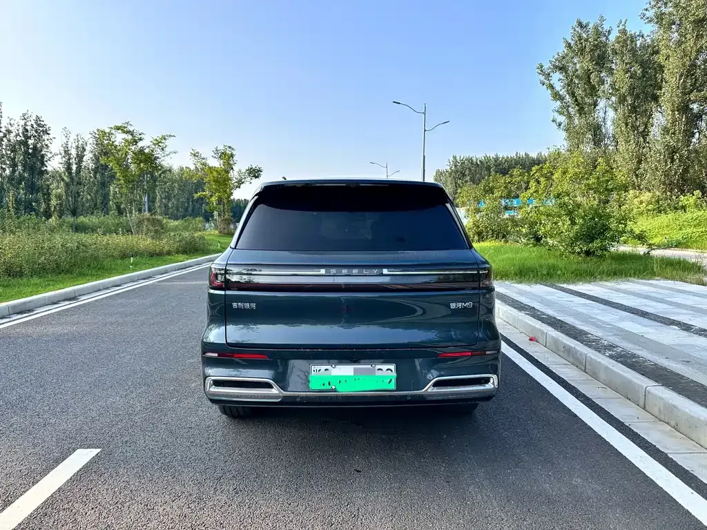 Geely Galaxy M9 — фото 7