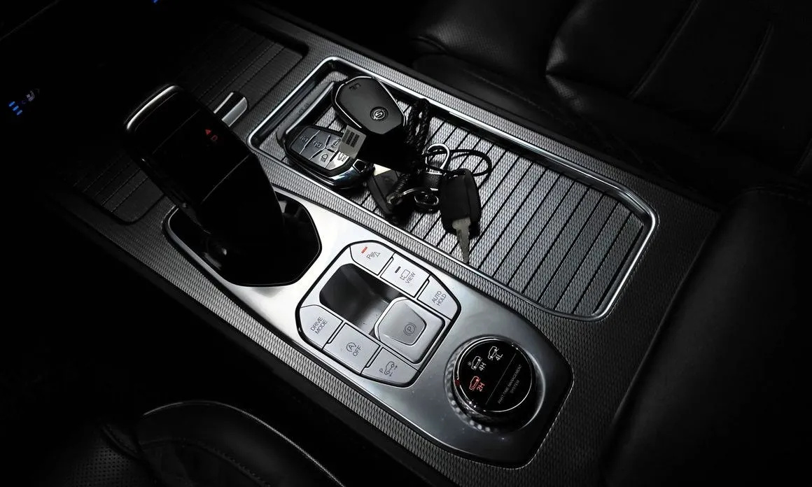 KG Mobility (Ssangyong) Rexton — фото 8