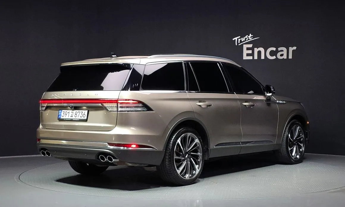 Lincoln Aviator — фото 4