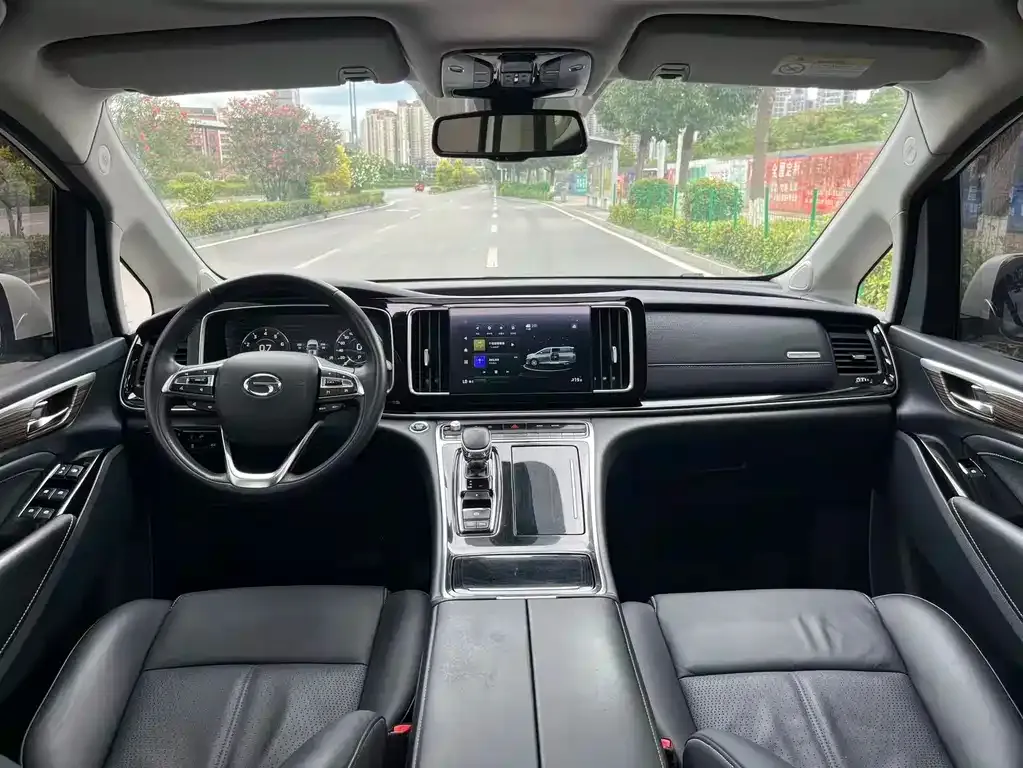GAC Motor Trumpchi M8 — фото 9