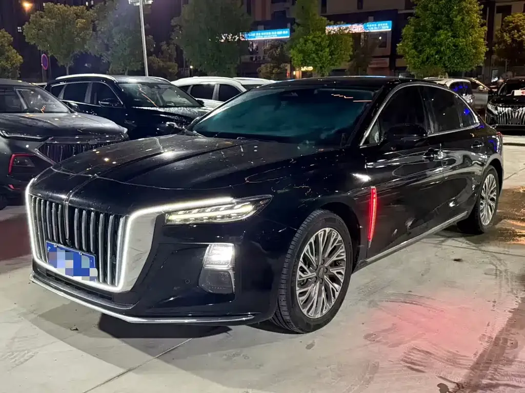 Hongqi H5 — фото 1