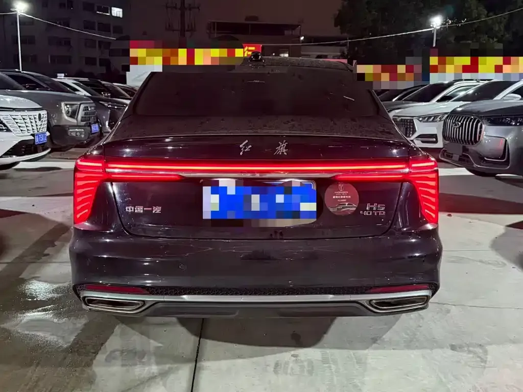Hongqi H5 — фото 10