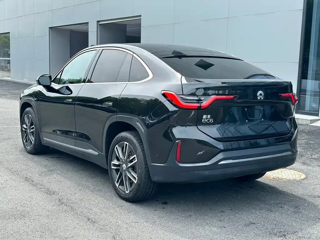NIO EC6 — фото 9