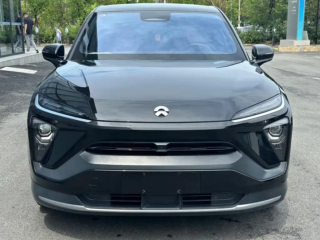 NIO EC6 — фото 8