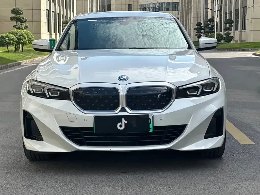 BMW i3 — фото 6