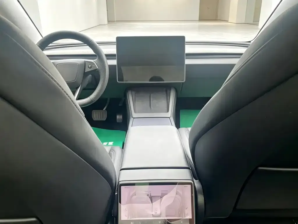 Tesla Model 3 — фото 4