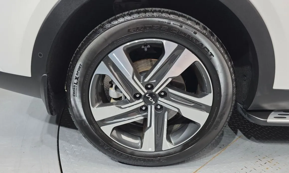 Kia Sorento — фото 6