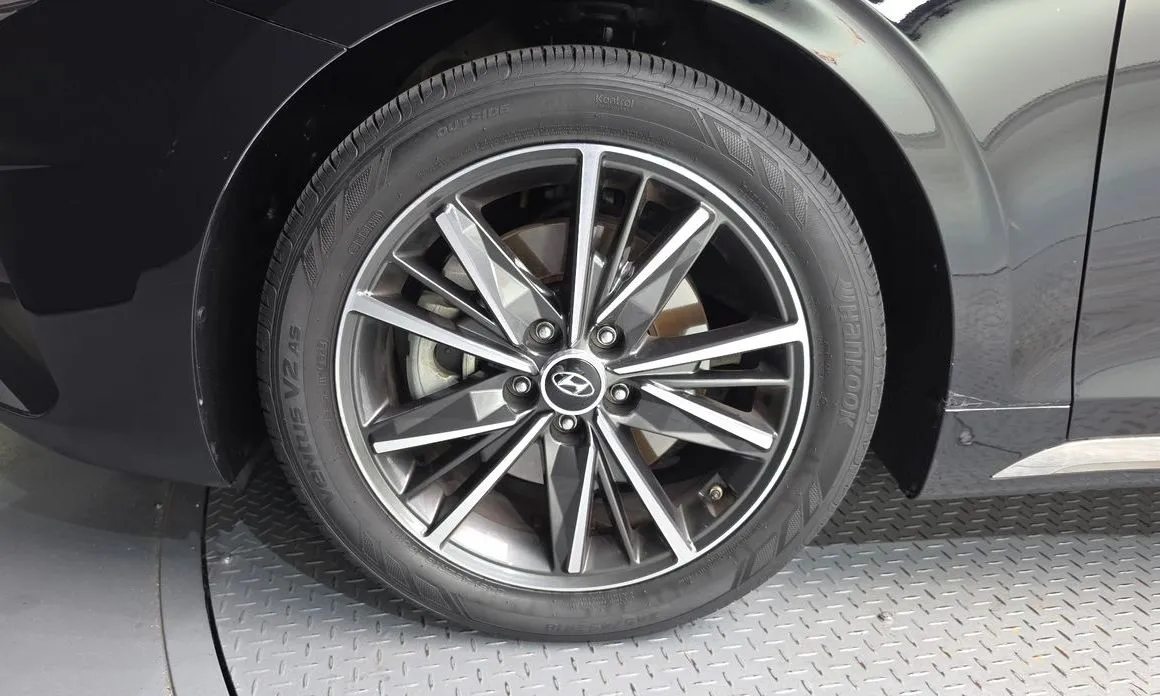 Hyundai Grandeur — фото 10
