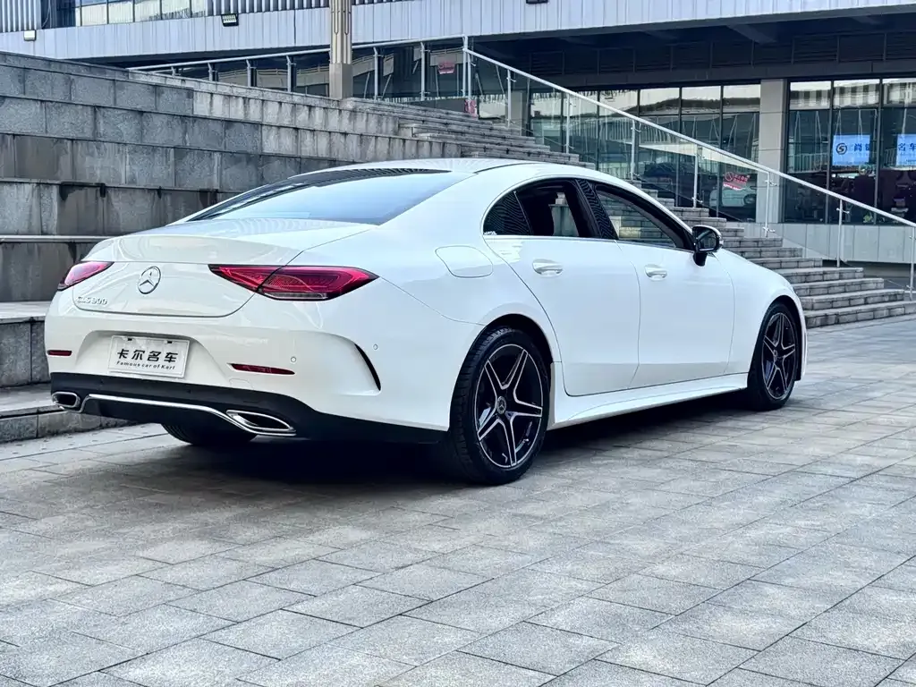 Mercedes-Benz CLS — фото 8