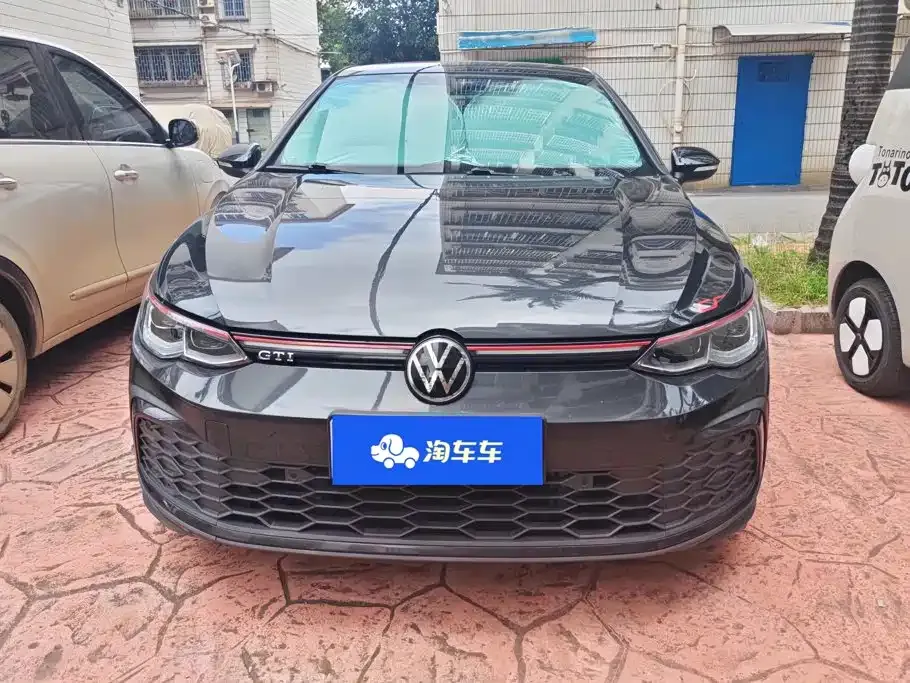 Volkswagen Golf GTI — фото 8