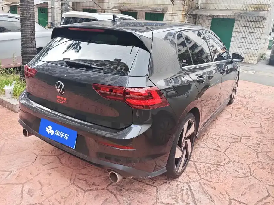 Volkswagen Golf GTI — фото 5