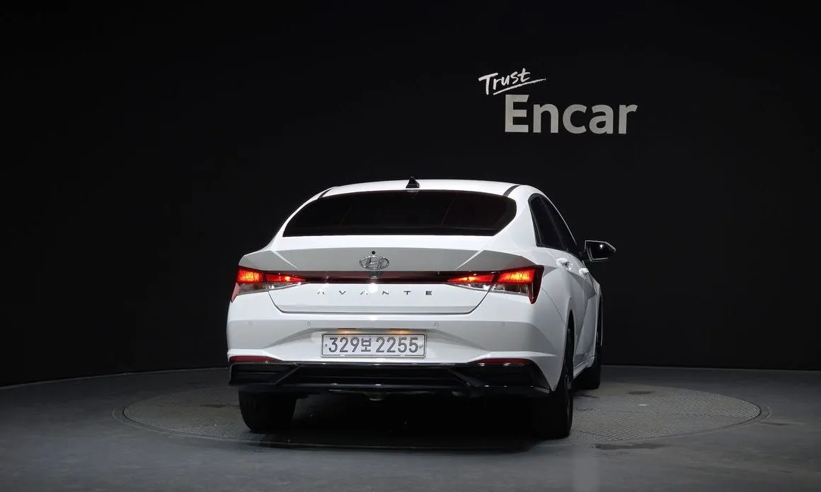 Hyundai AVANTE — фото 2