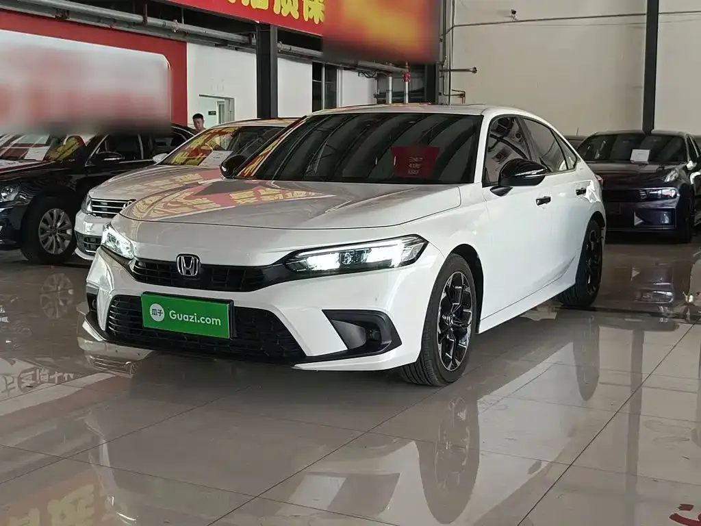 Honda Civic — фото 1