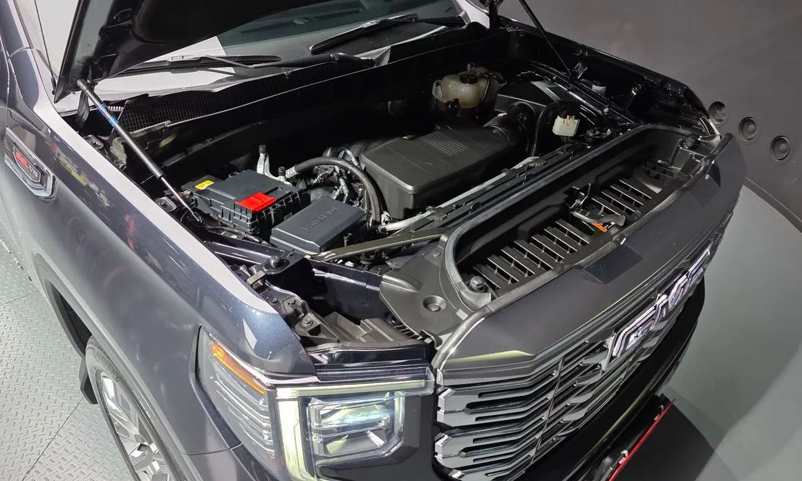 GMC Sierra — фото 8
