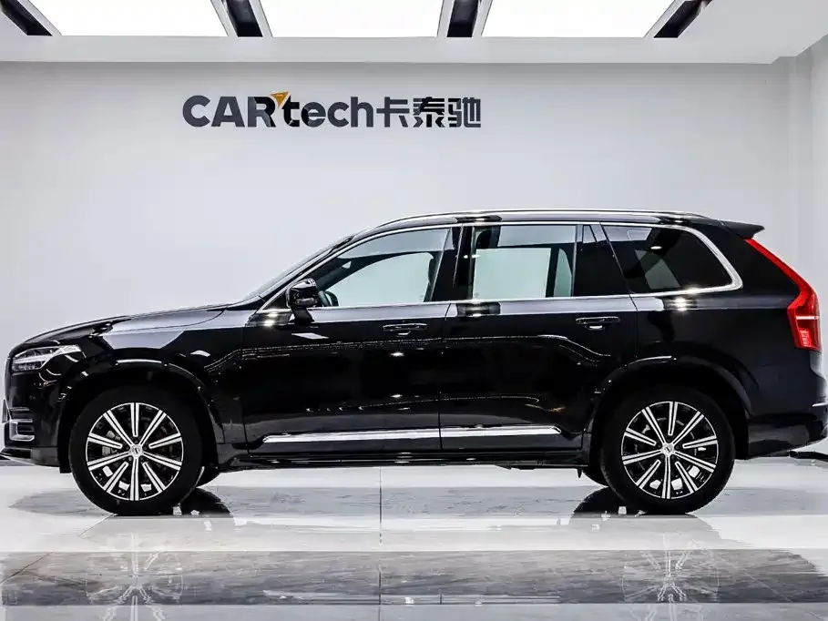 Volvo XC90 — фото 4