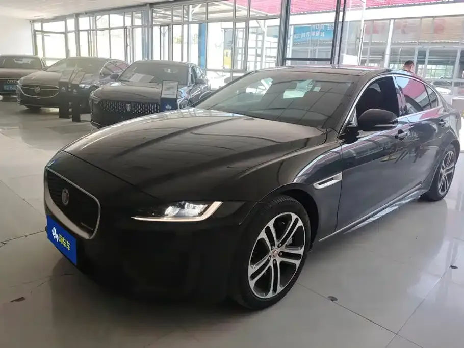 Jaguar XEL — фото 1