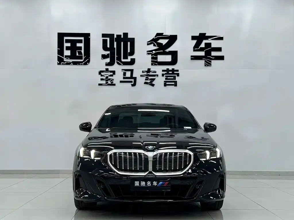 BMW 5 Series (Import) — фото 4